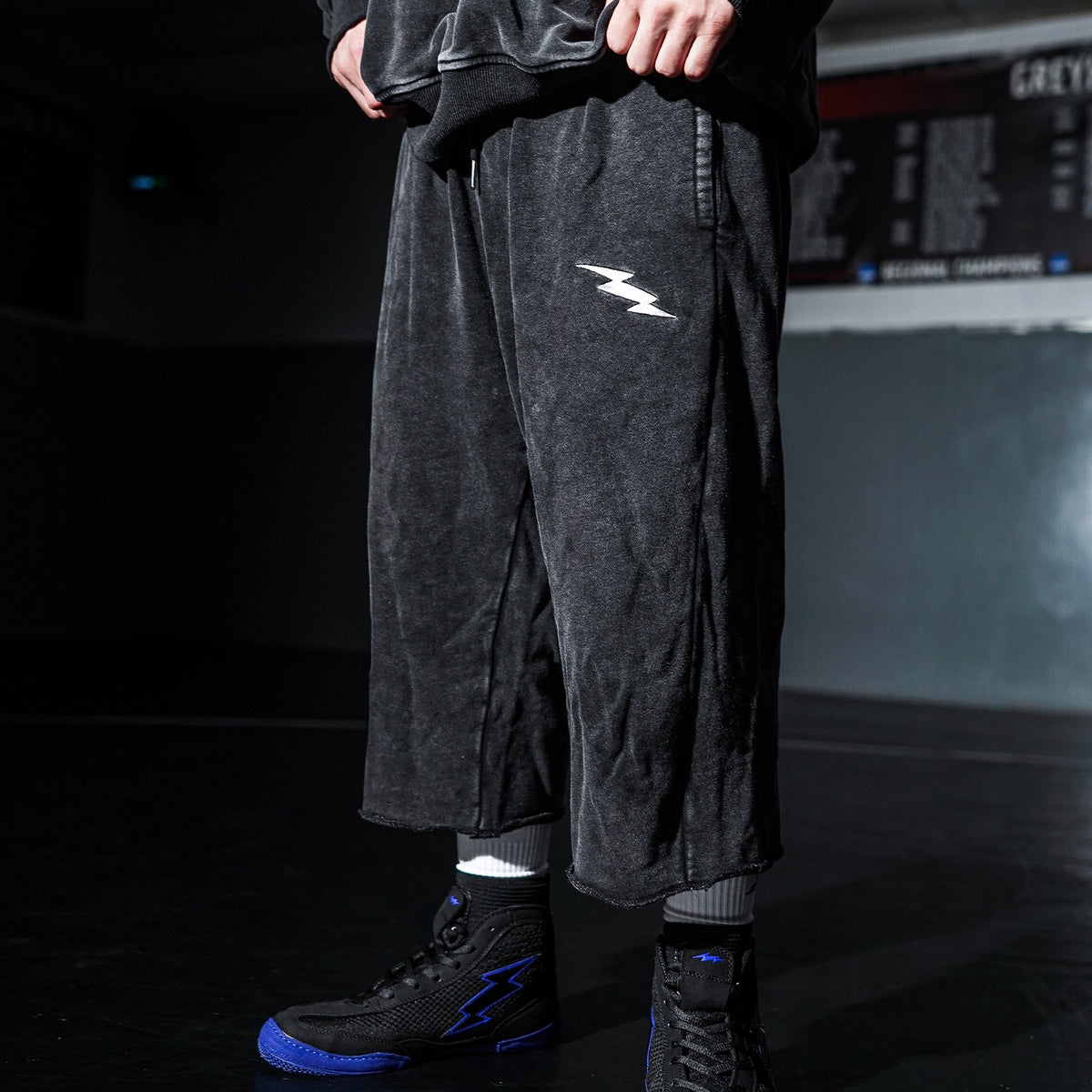 BreakAway Cut-Off Sweatpants - Vintage Black